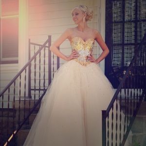 Ballgown style prom dress
